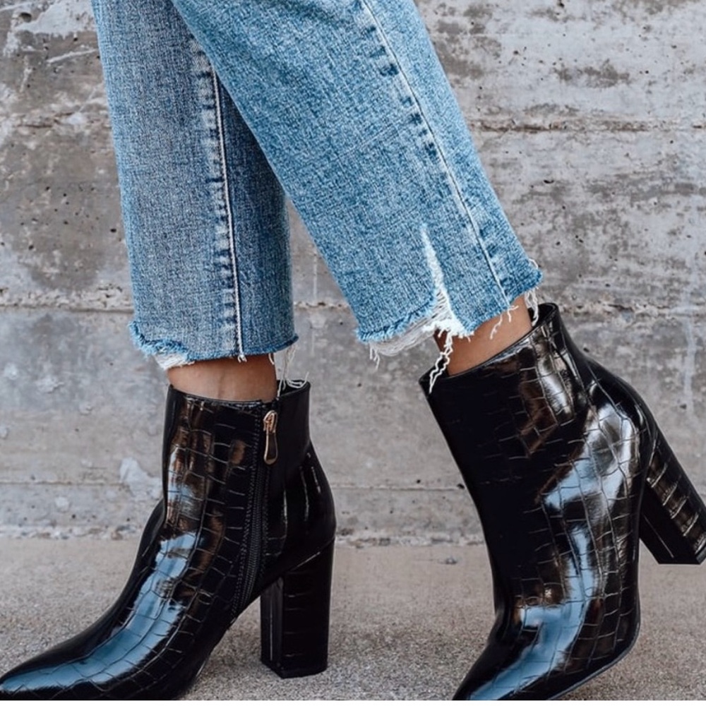 Lulu’s Black Croc-Embossed Ankle Boots